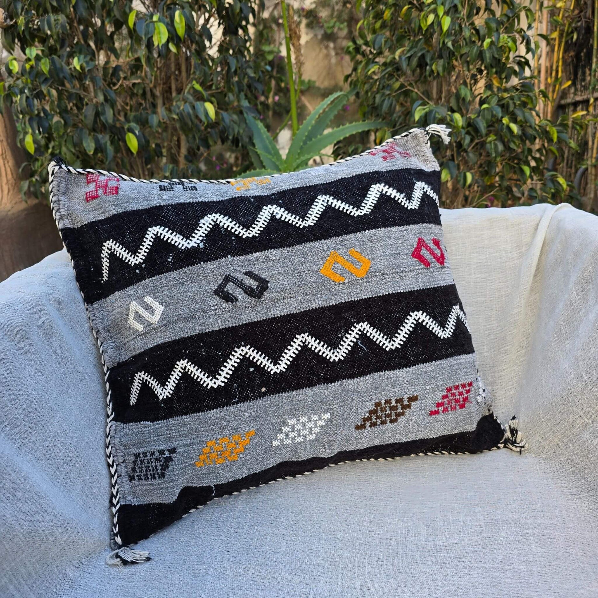 Velvet cushion cover - Moroccan handmade pillow cover